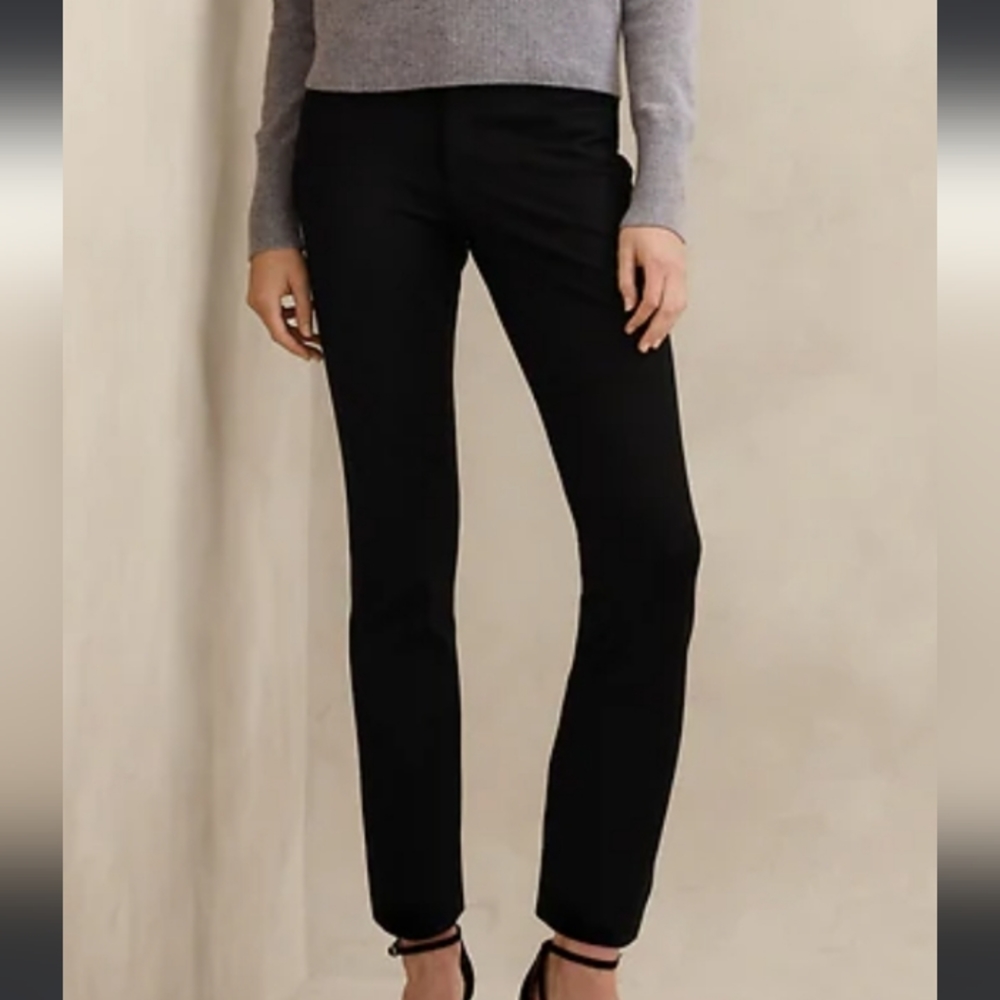 Banana Republic‎ Sloan Slim Pants. Size 6. Black.